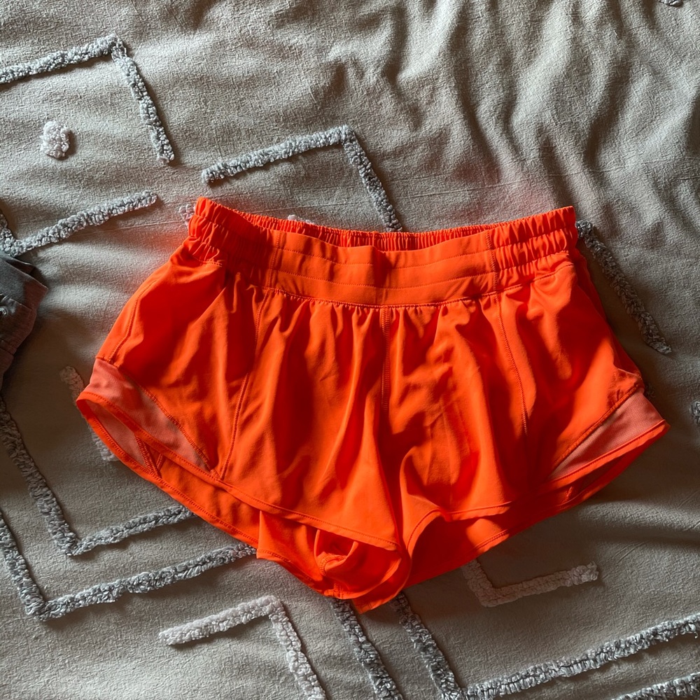 Lululemon hotty hot shorts NWOT